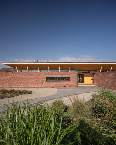 Casa Muros Curvos